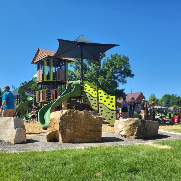 Em Dub Design Bates Logan Park